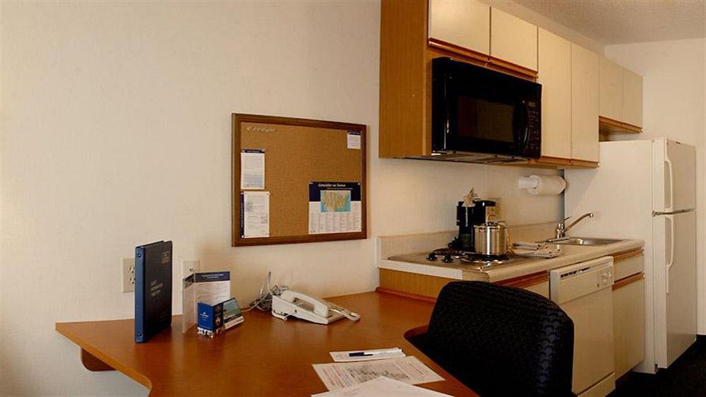 Candlewood Suites Sterling By Ihg Bagian luar foto