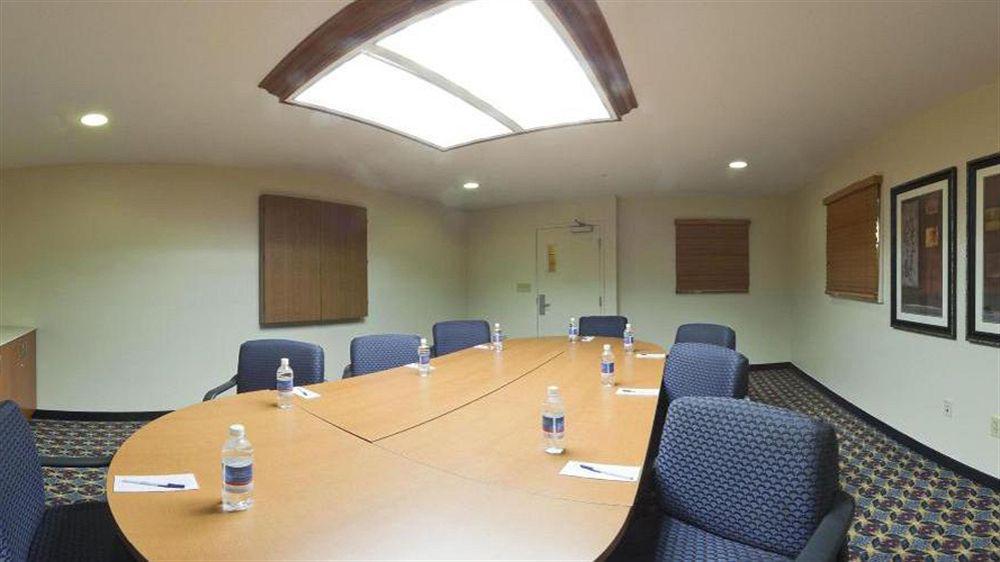 Candlewood Suites Sterling By Ihg Bagian luar foto
